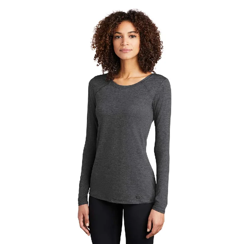 OGIO Women's Blacktop Heather Endurance Force Long Sleeve Tee