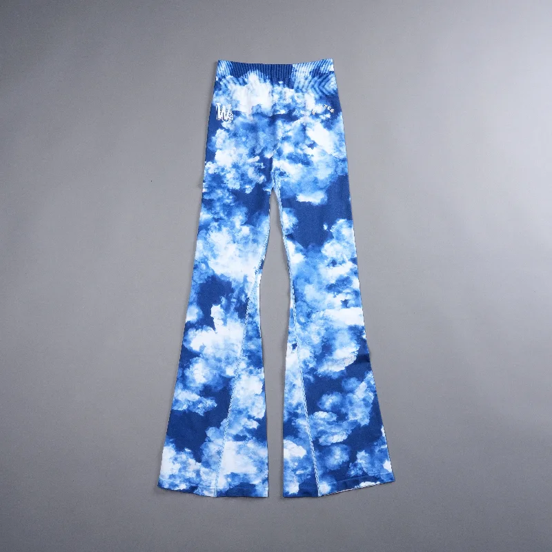 Our Stamp ""Everson Seamless"" Gracie Flare Scrunch Leggings in Blue Sky